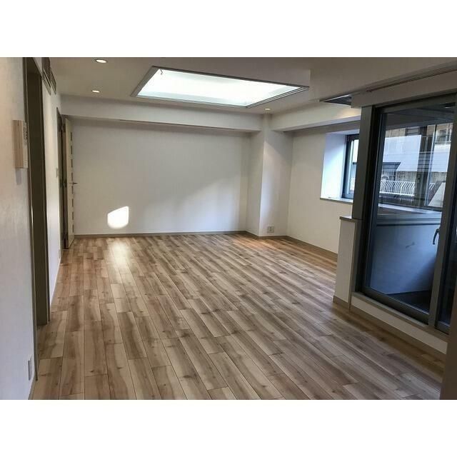 居室・リビング　写真は同タイプ住居です。