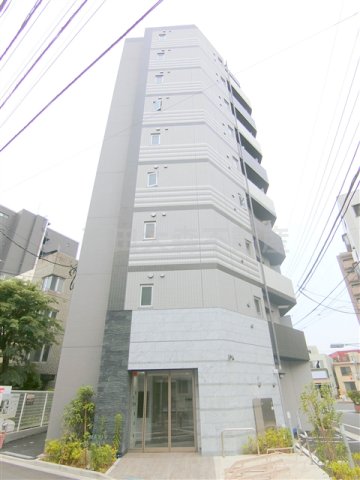 建物外観　2018年6月築　RC鉄筋コンクリート造地上9階建て総戸数2