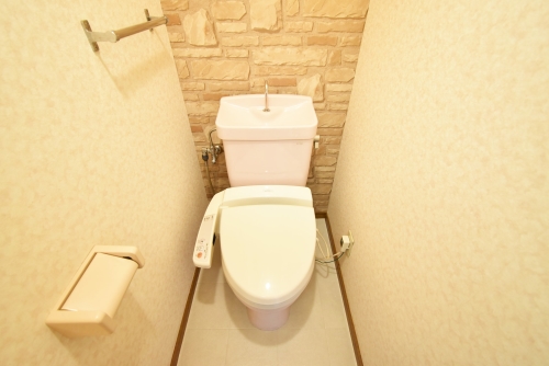 トイレ　別部屋の参考写真です。現況を優先します。