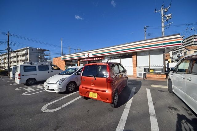 コンビニ　セブンイレブン川越今福店（コンビニ）まで354m