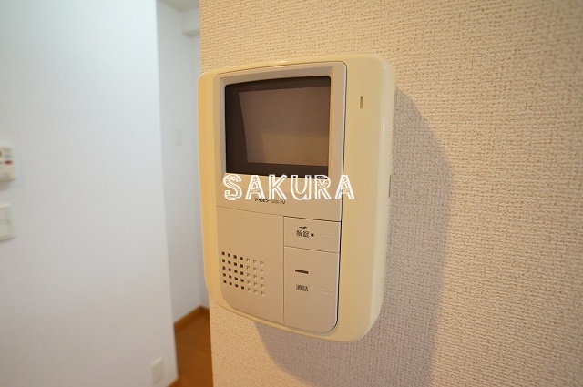 セキュリティ　女性の方でも安心のモニター付きオートロック♪