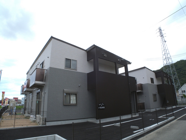 建物外観　スタイリッシュな外観