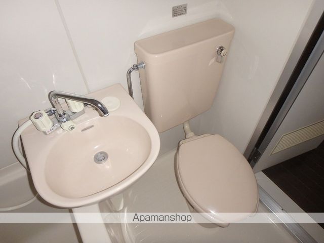 田中アパートのトイレ写真