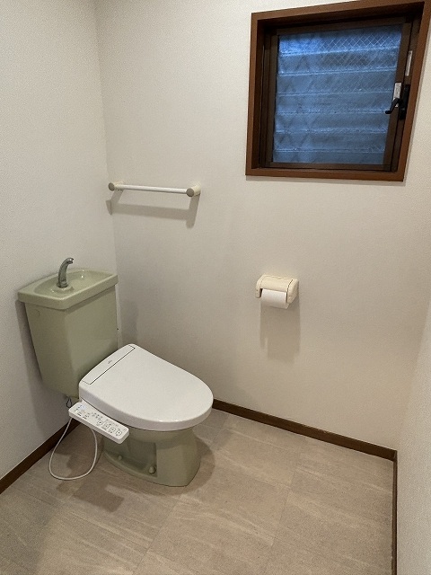 ◎4方向採光 4LDK 幡ヶ谷戸建 Hのトイレ写真