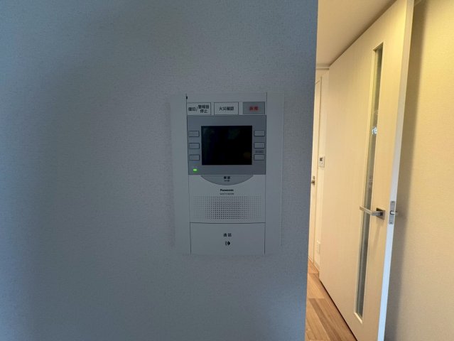 セキュリティ　モニター付きインターホン」