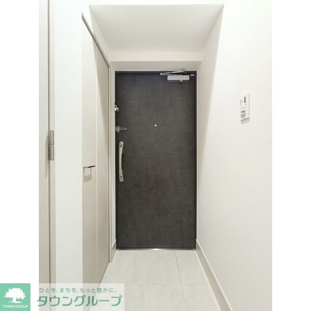 グランエール森下EASTの玄関写真