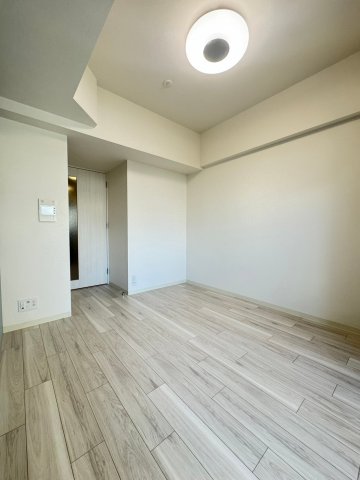 地下鉄鶴舞線 鶴舞駅 徒歩1分 15階建 築4年の居間写真