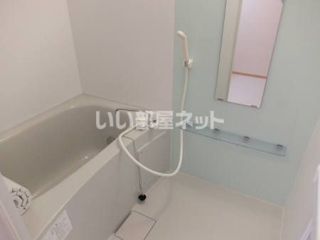 ラフィネ Bの風呂写真