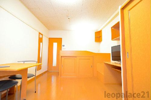 居室・リビング　1Ｆのお部屋はフローリング