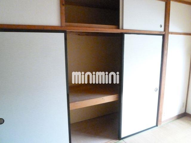 収納　押入れです☆