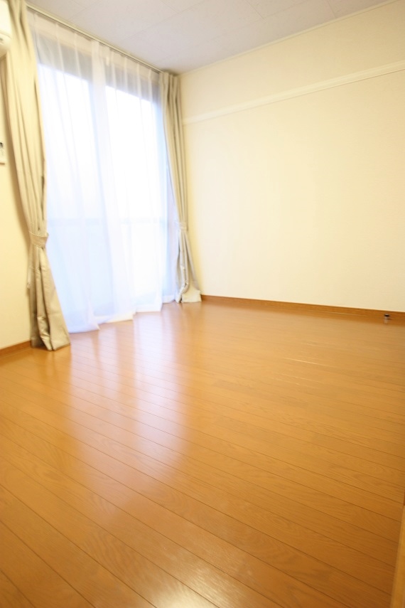 居室・リビング　※１階のみフローリングとなります