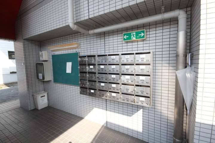 エントランス　エントランス