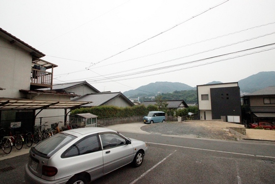 【広島市安佐南区上安のマンションの眺望】