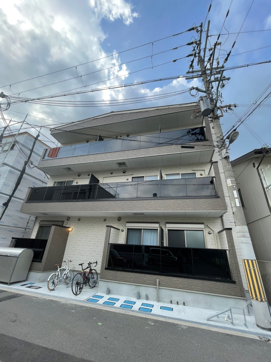 GRANDIRあびこの外観写真