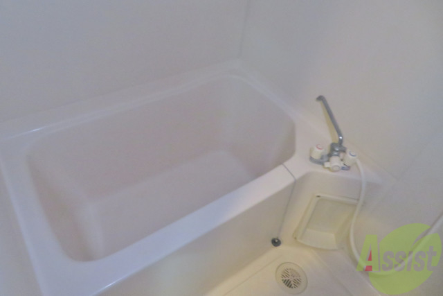 バス・シャワールーム　バスルームは一日の疲れを癒す場所ですね。