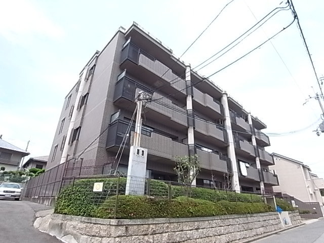 芦屋市打出小槌町のマンションの建物外観