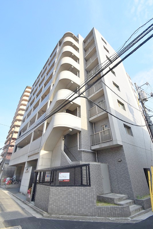 広島市西区観音町のマンションの建物外観