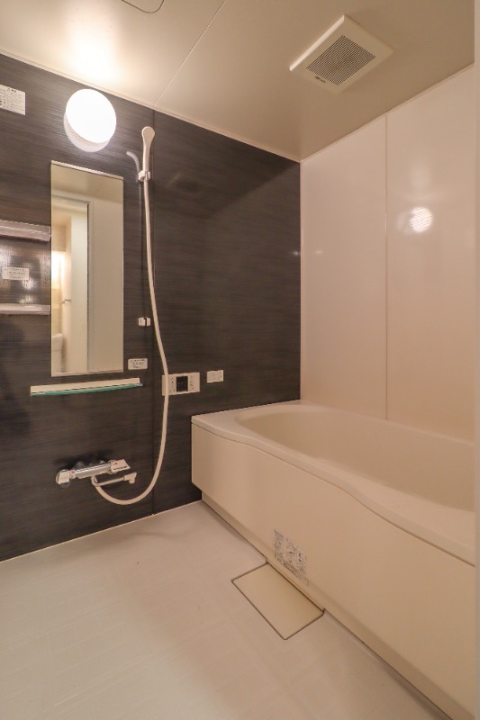 バス・シャワールーム　図面と現状に相違がある場合には現状を優先