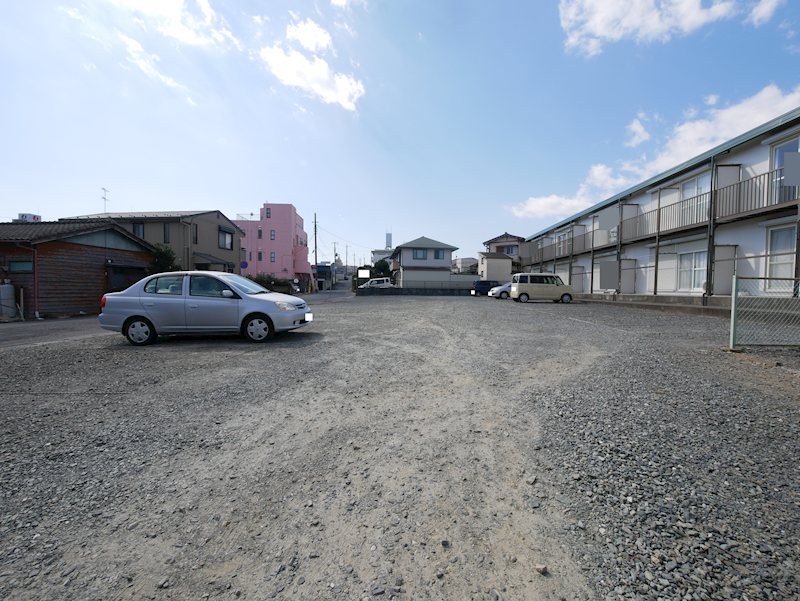 駐車場　敷地内駐車場