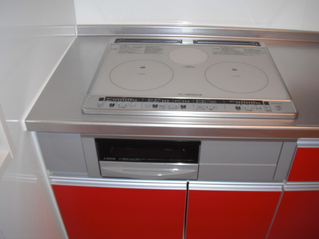 キッチン　台所ＩＨクッキングヒーター