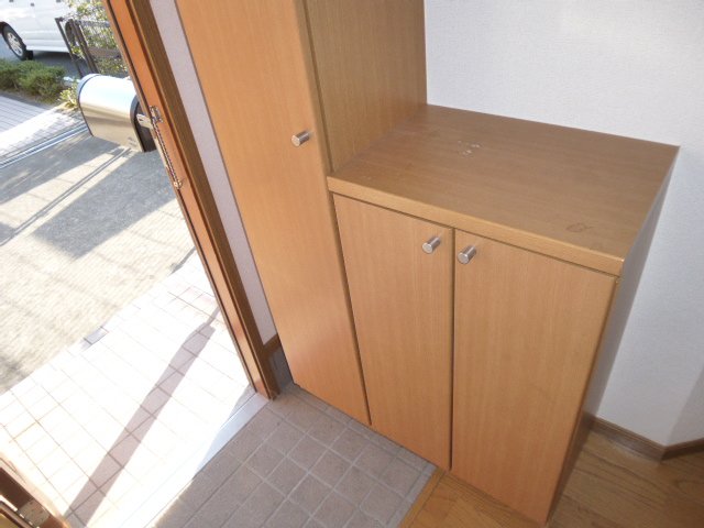 玄関　シューズボックス