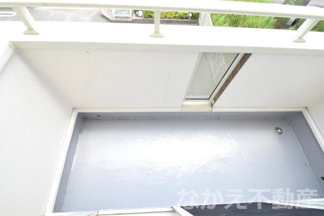 バルコニー　陽当たり良好なバルコニーです