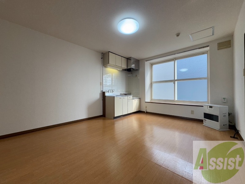 居室・リビング　広くてキレイなお部屋が広がっていて、充実した生活が送れそう。