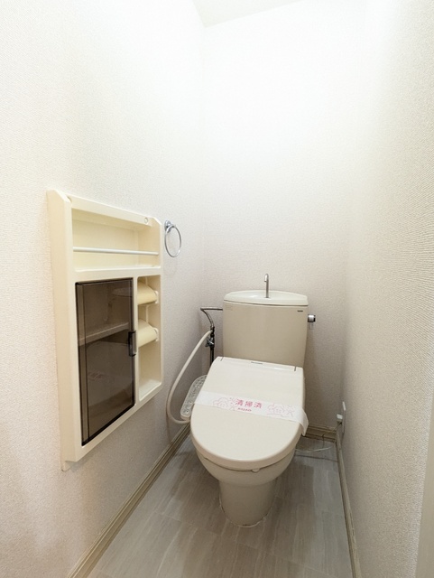 トイレ　★落ち着ける独立したトイレスペース★