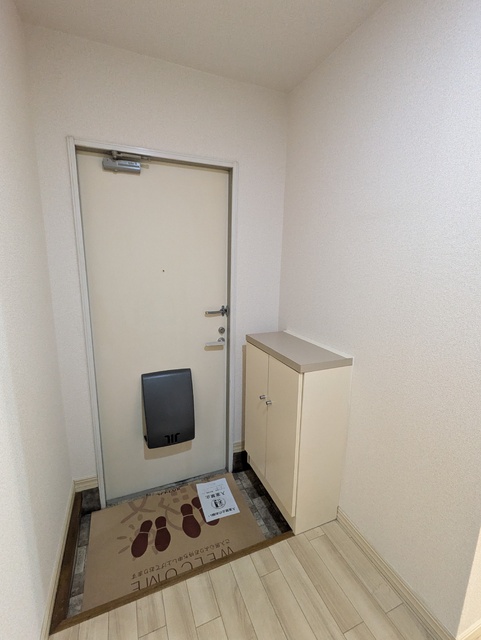 玄関　★シューズボックスを備えた玄関★