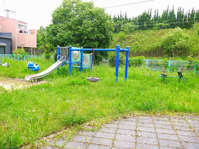 公園　佐保台西町緑地（公園）まで262m