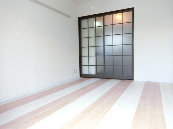 居室・リビング　日当たり良好♪