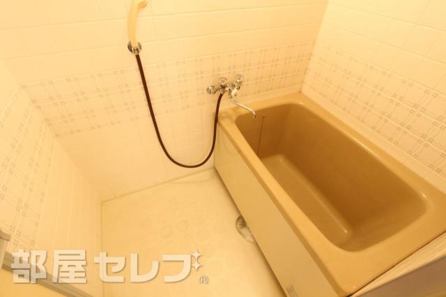 バス・シャワールーム　お風呂でゆったりと。