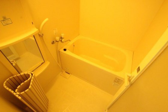 バス・シャワールーム　※他号室の写真です。