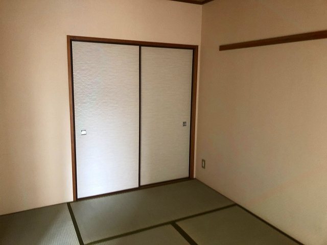 収納　※別部屋の写真です