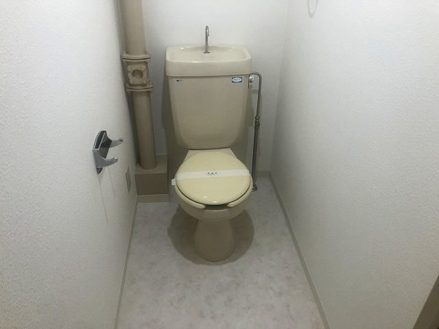 トイレ　※別部屋の写真です