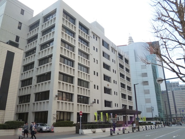 警察署・交番　中央警察署（警察署・交番）まで268m