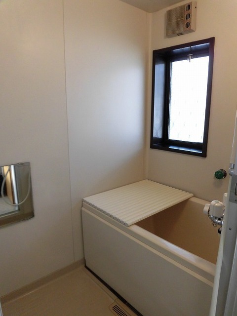 クレアシラユリ_内装_5