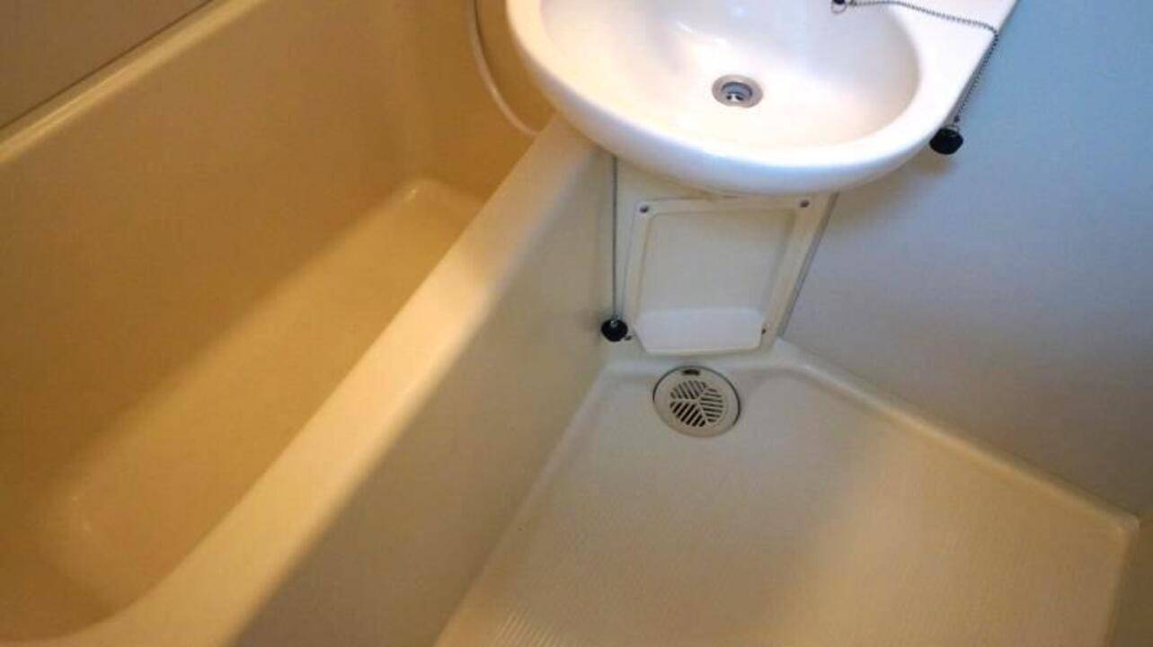 バス・シャワールーム　浴室