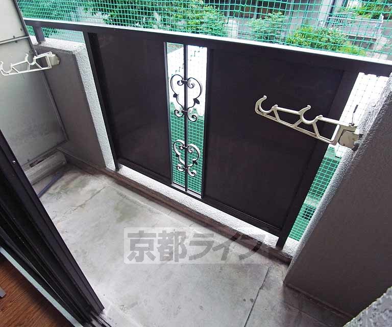 バルコニー　静かなバルコニーです