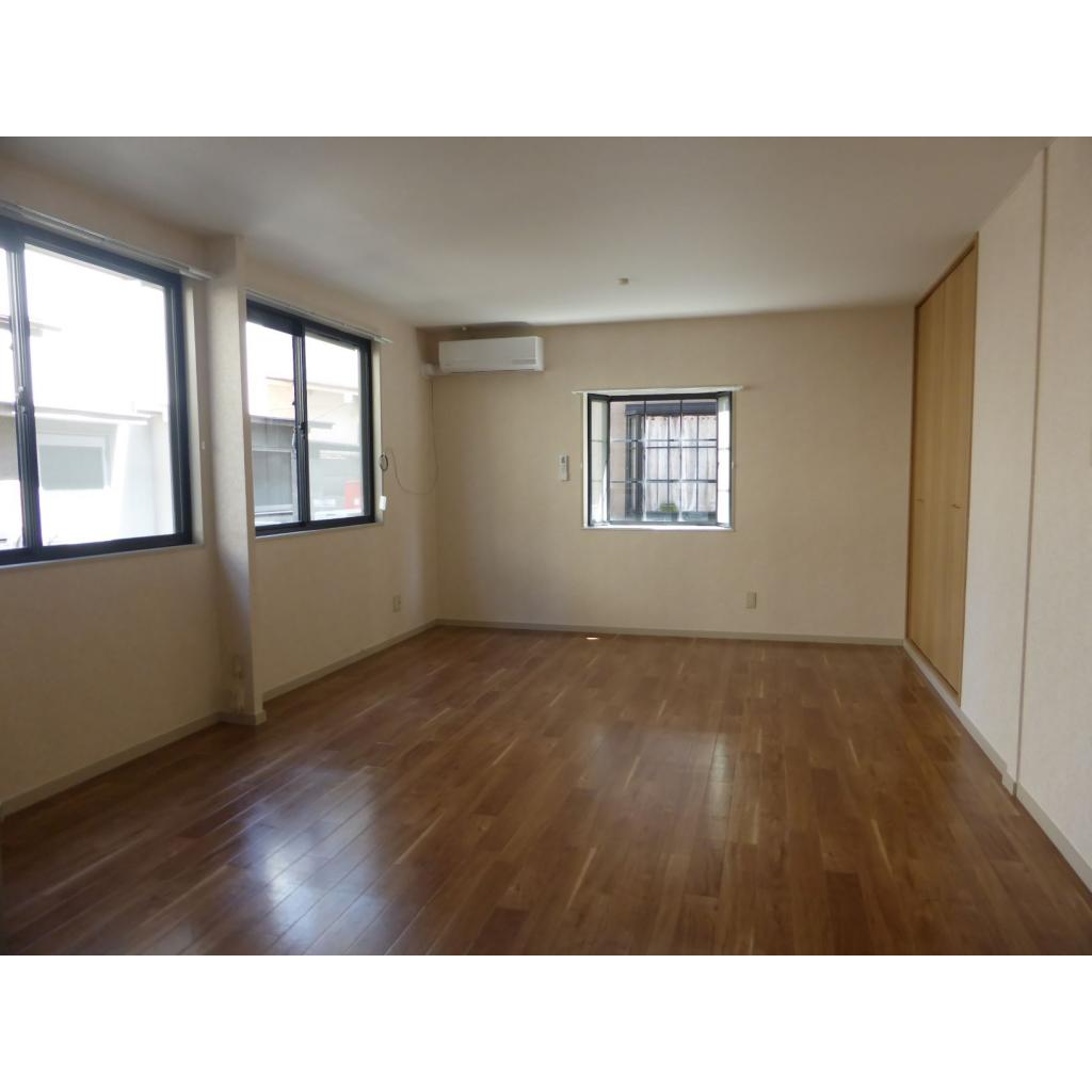 居室・リビング　リビング