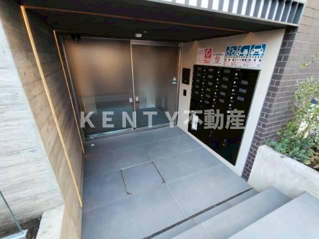 エントランス　建物の内部です