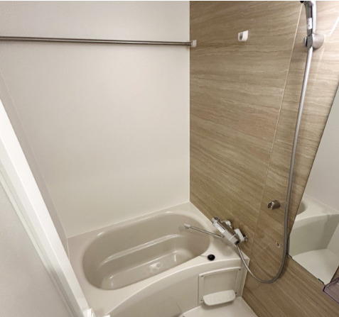 バス・シャワールーム　※別部屋の参考写真です。