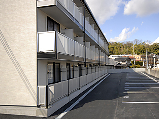 駐車場　駐車場