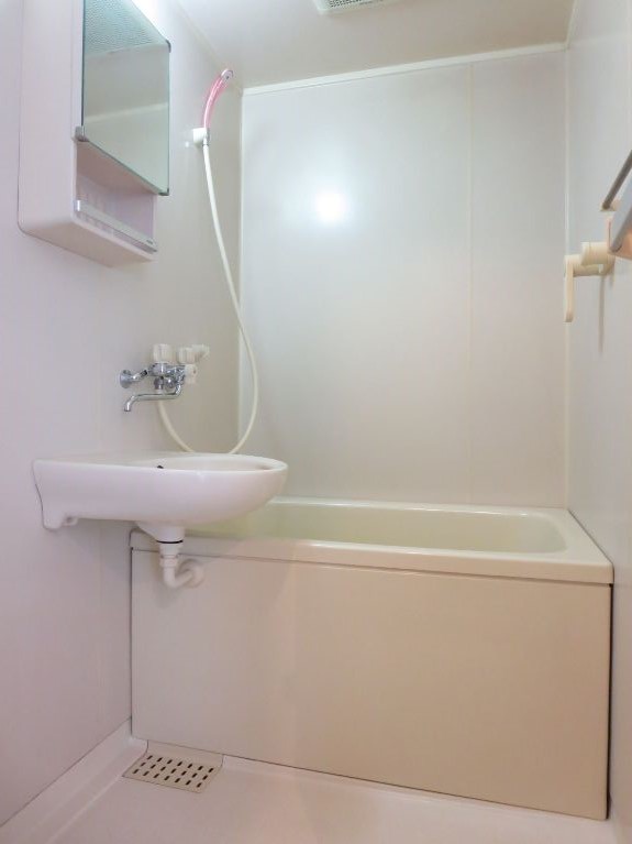 バス・シャワールーム　バストイレ別タイプ♪