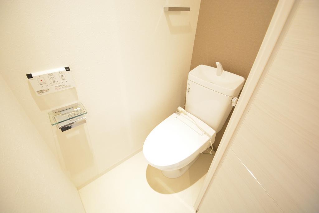 トイレ　シャワー付トイレ