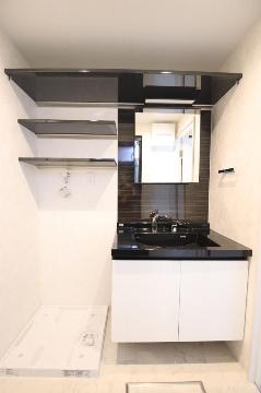 洗面設備　洗髪洗面化粧台