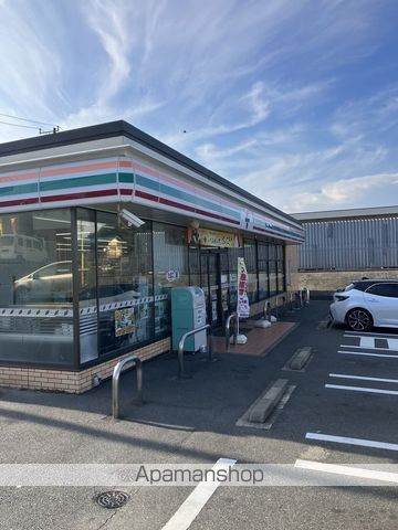コンビニ　セブン－イレブン千葉園生団地前店（コンビニ）まで676m