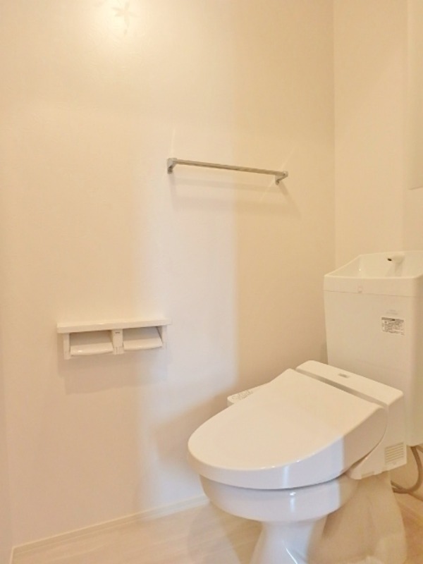 トイレ　図面と現状に相違がある場合には現状を優先