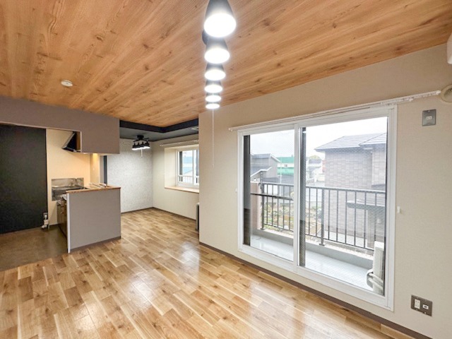 居室・リビング　リビング