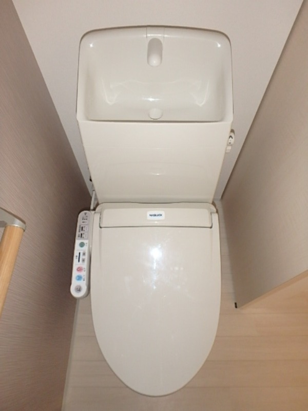 トイレ　図面と現状に相違がある場合には現状を優先